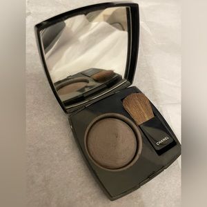 Chanel Notorious Contouring Powder
